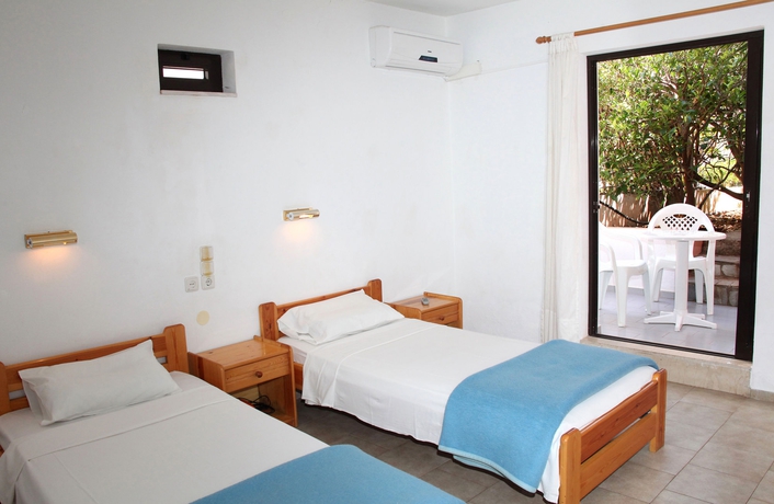 Imagen de la habitación del Hotel Thisvi. Foto 7