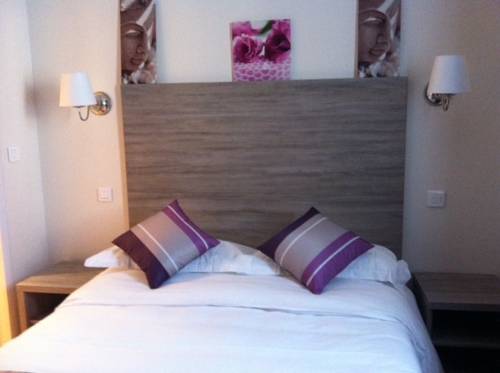 Imagen de la habitación del Hotel Thoiry Etoile Lodge. Foto 8