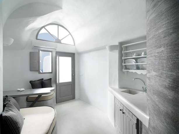 Imagen de la habitación del Hotel Tholos Resort. Foto 16