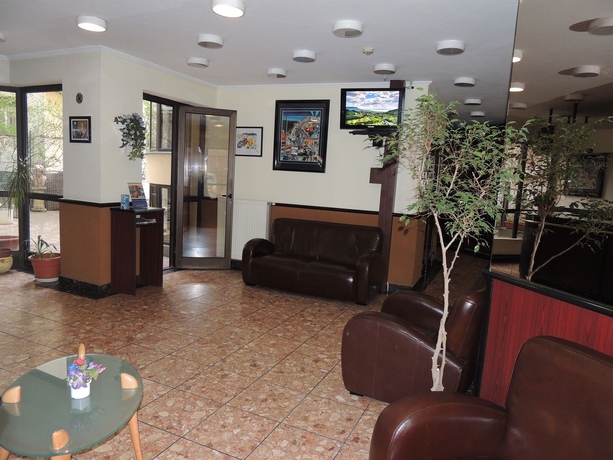 Imagen de los interiores del Hotel Thomas Budapest. Foto 12