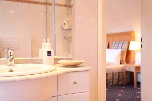 Imagen de la habitación del Hotel Thomas Spa and Lifestyle. Foto 7