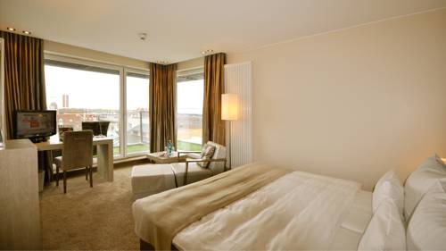 Imagen de la habitación del Hotel Thomas Spa and Lifestyle. Foto 9