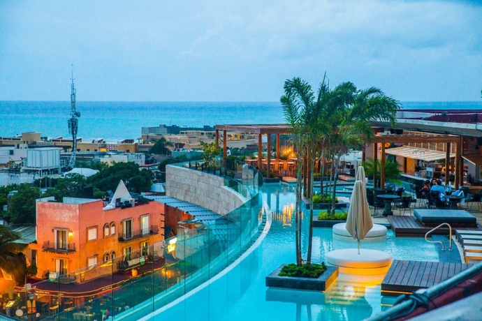 Imagen general del Hotel Thompson Playa Del Carmen Main House, By Hyatt. Foto 16