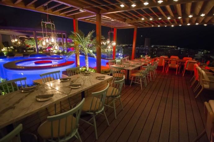 Imagen general del Hotel Thompson Playa Del Carmen Main House, By Hyatt. Foto 9