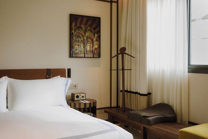 Imagen de la habitación del Hotel Thompson Seville, by Hyatt. Foto 13