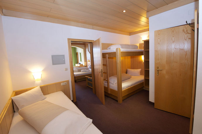Imagen general del Hotel Thomsn Alpine Rock. Foto 3