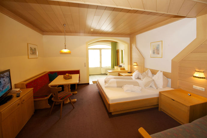 Imagen de la habitación del Hotel Thomsn Alpine Rock. Foto 11
