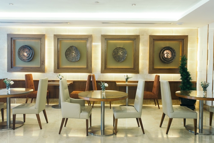 Imagen de los interiores del Hotel Thomson Residence. Foto 15