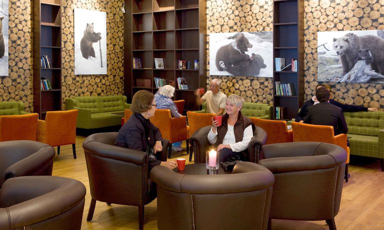 Imagen del bar/restaurante del Hotel Thon Bj&oslash;rneparken. Foto 4