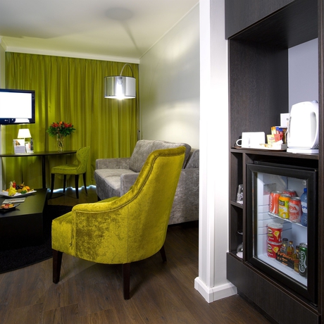 Imagen de la habitación del Hotel Thon Bristol Stephanie. Foto 7