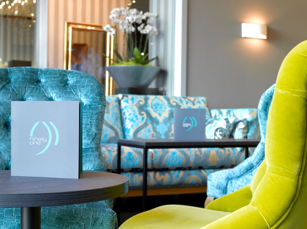 Imagen del bar/restaurante del Hotel Thon Bristol Stephanie. Foto 4