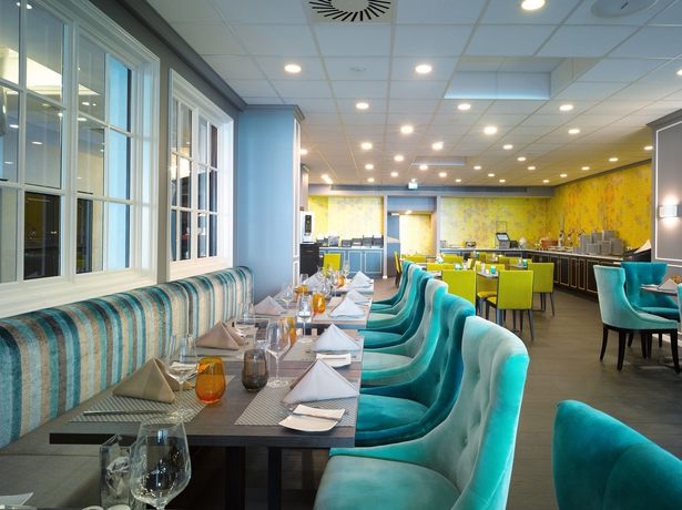 Imagen del bar/restaurante del Hotel Thon Bristol Stephanie. Foto 5