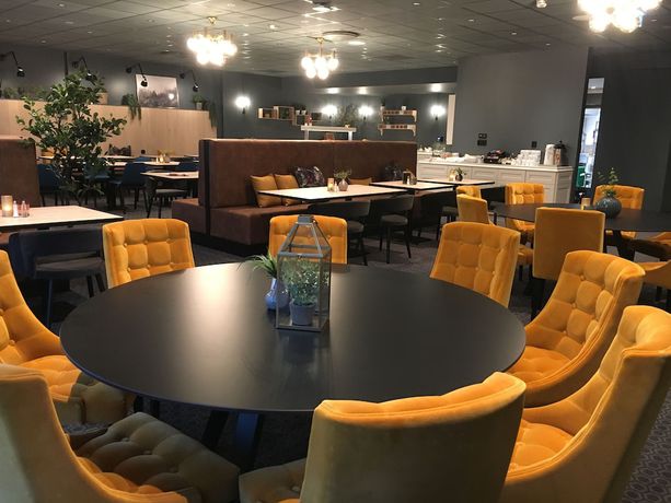 Imagen del bar/restaurante del Hotel Thon Central. Foto 4