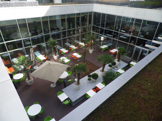 Imagen del bar/restaurante del Hotel Thon Eu. Foto 3