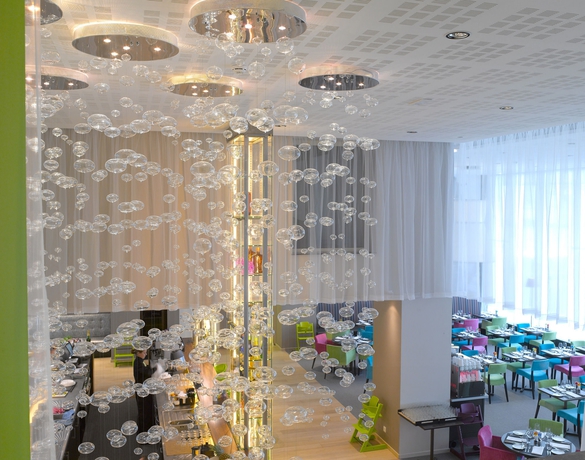 Imagen del bar/restaurante del Hotel Thon Eu. Foto 6