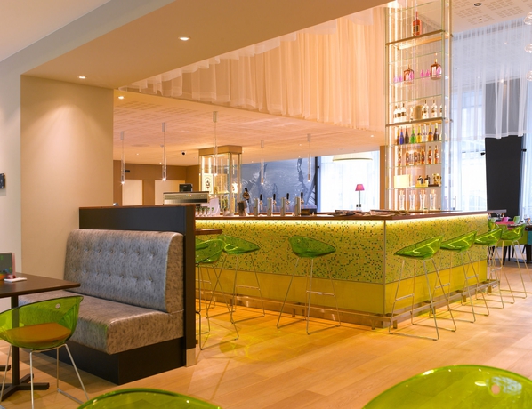 Imagen del bar/restaurante del Hotel Thon Eu. Foto 7