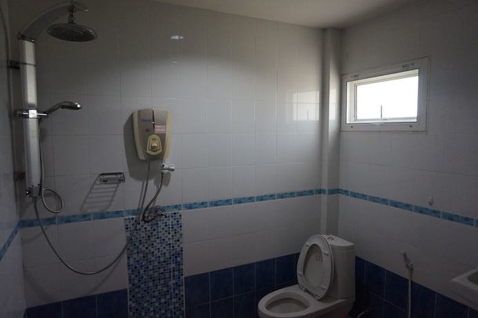 Imagen de la habitación del Hotel Thon Koon Resort. Foto 2