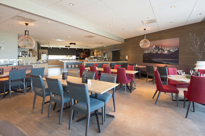 Imagen del bar/restaurante del Hotel Thon Partner Elgstua. Foto 8