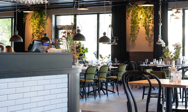 Imagen del bar/restaurante del Hotel Thon Partner Parken. Foto 7