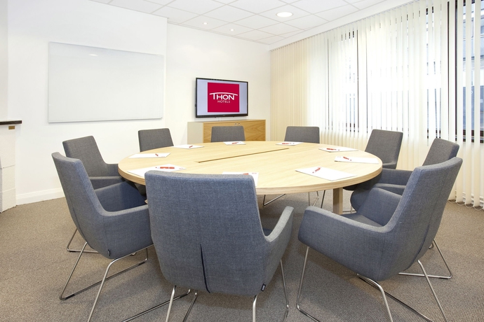 Imagen de los interiores del Hotel Thon Slottsparken. Foto 14