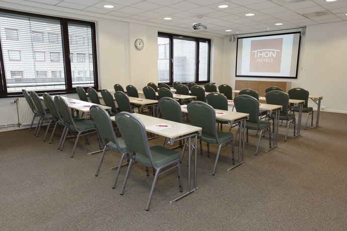 Imagen de los interiores del Hotel Thon Slottsparken. Foto 15