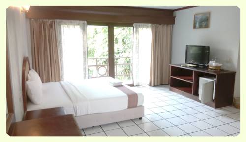 Imagen de la habitación del Hotel Thong Paeka. Foto 8