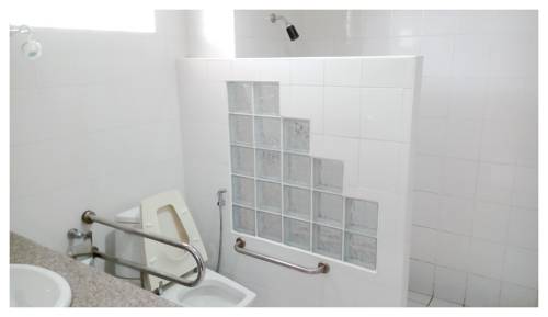 Imagen de la habitación del Hotel Thong Paeka. Foto 14