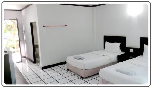 Imagen de la habitación del Hotel Thong Paeka. Foto 15