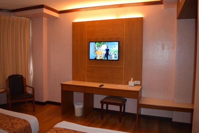 Imagen de la habitación del Hotel Thong Tarin. Foto 8