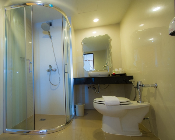 Imagen de la habitación del Hotel Thong Tarin. Foto 9