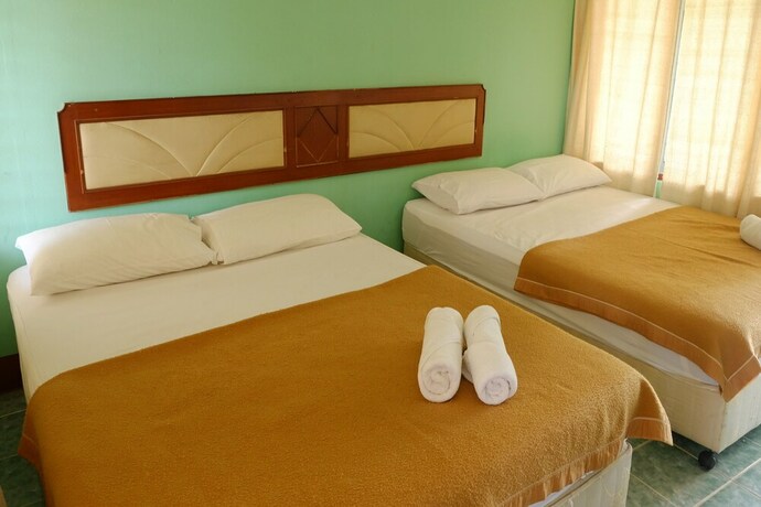 Imagen de la habitación del Hotel Thongchai Resort. Foto 16