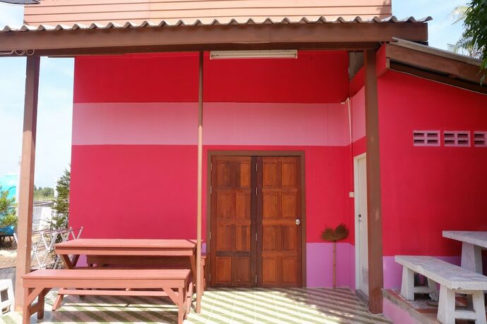 Imagen de la habitación del Hotel Thongchai Resort. Foto 17