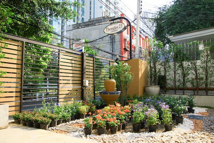 Imagen de los exteriores del Hotel Thonglor 21 Residence By Bliston. Foto 9