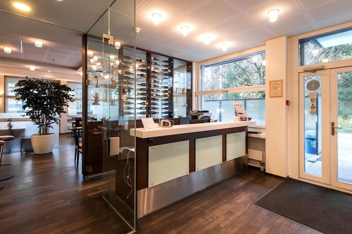 Imagen de los interiores del Hotel Thorenberg. Foto 18