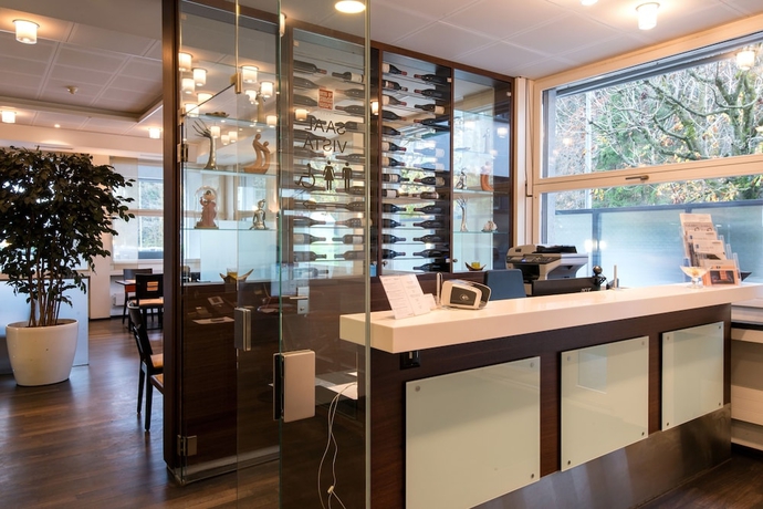 Imagen de los interiores del Hotel Thorenberg. Foto 19