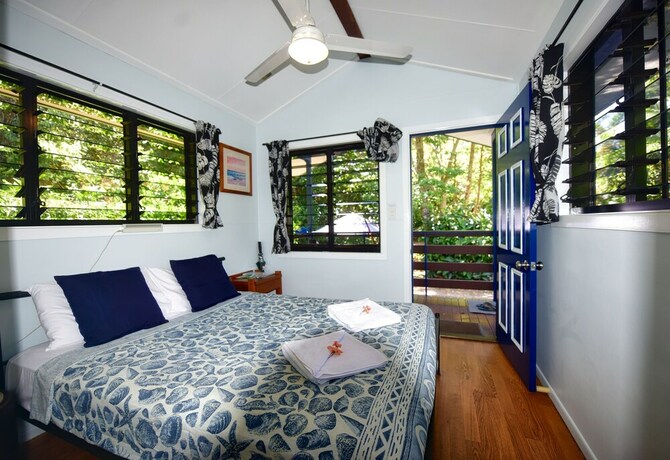 Imagen de la habitación del Hotel Thornton Beach Bungalows. Foto 23
