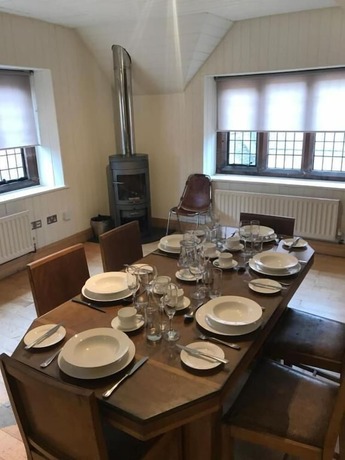 Imagen de la habitación del Hotel Thornton Manor Estates. Foto 12