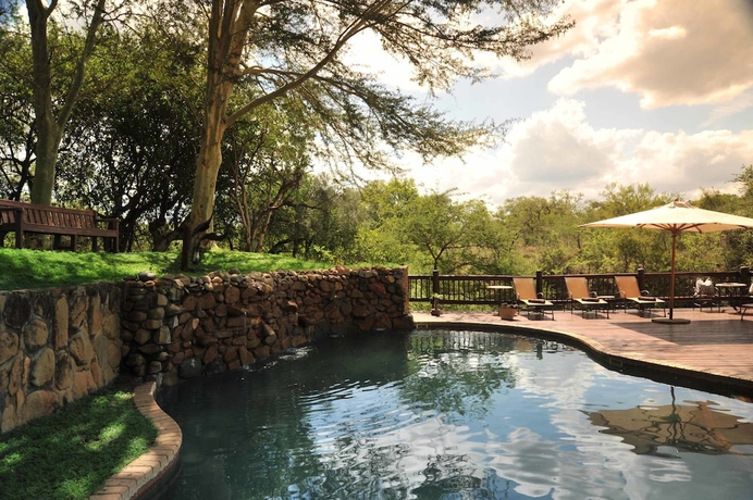 Imagen de la piscina del Hotel Thornybush Waterside Lodge. Foto 17
