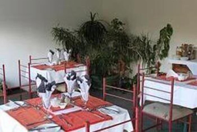 Imagen del bar/restaurante del Hotel Thornycroft Lodge. Foto 3