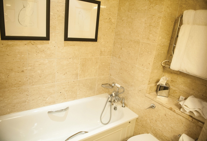 Imagen de la habitación del Hotel Thorpe Park and Spa. Foto 13