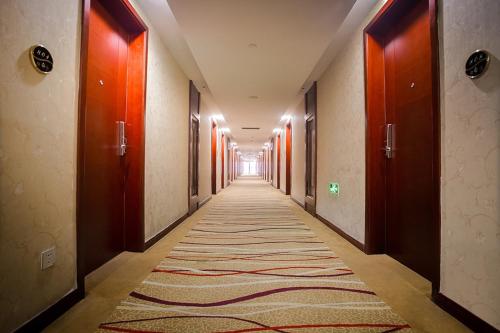 Imagen general del Hotel Thousand Lake Garden. Foto 5