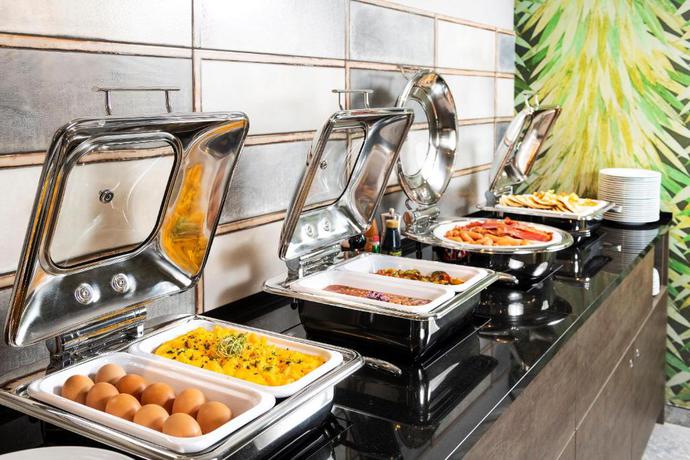 Imagen general del Hotel Three Corners Downtown. Foto 1