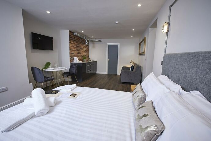 Imagen general del Hotel Three Cranes Serviced Apartments. Foto 2