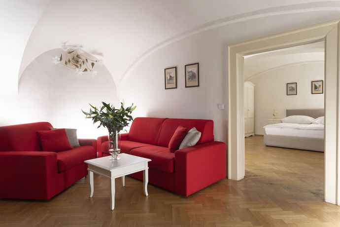 Imagen de la habitación del Hotel Three Golden Crowns Apartments. Foto 4