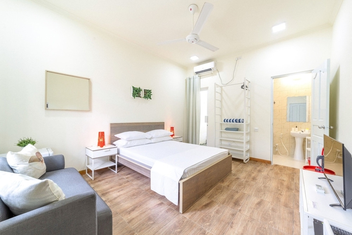 Imagen de la habitación del Hotel Three Hearts Guesthouse. Foto 13