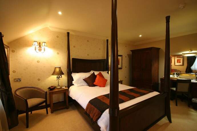Imagen general del Hotel Three Horseshoes Country Inn and Spa. Foto 2