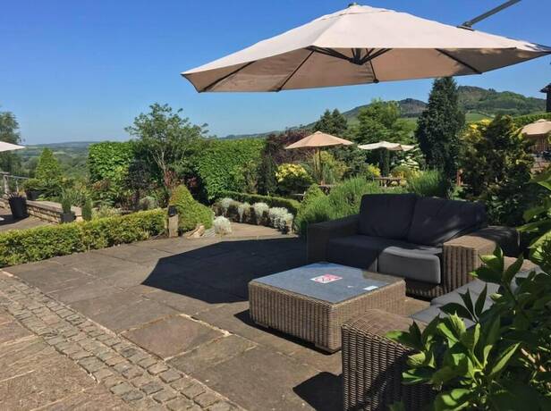 Imagen general del Hotel Three Horseshoes Country Inn and Spa. Foto 10