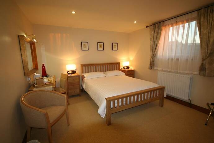 Imagen general del Hotel Three Horseshoes Country Inn and Spa. Foto 15