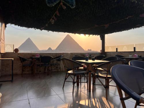 Imagen general del Hotel Three Imhotep pyramids INN. Foto 3