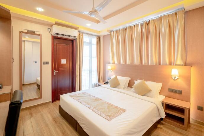 Imagen general del Hotel Three Inn. Foto 3